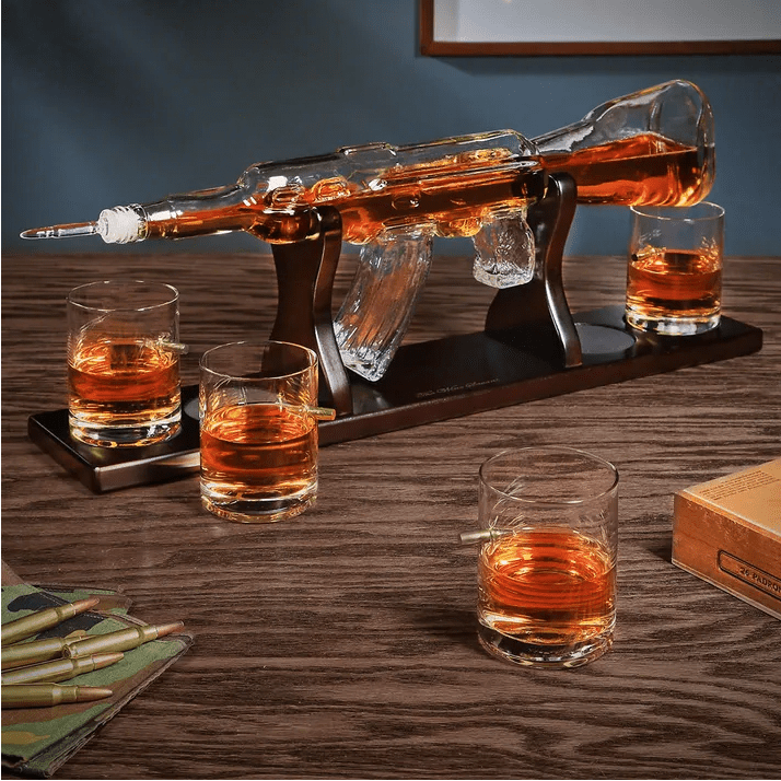 Gun Whiskey Decanter Set